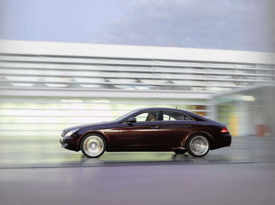  Mercedes-Benz CLS-Class 2008 года  (фото 18 из 71)